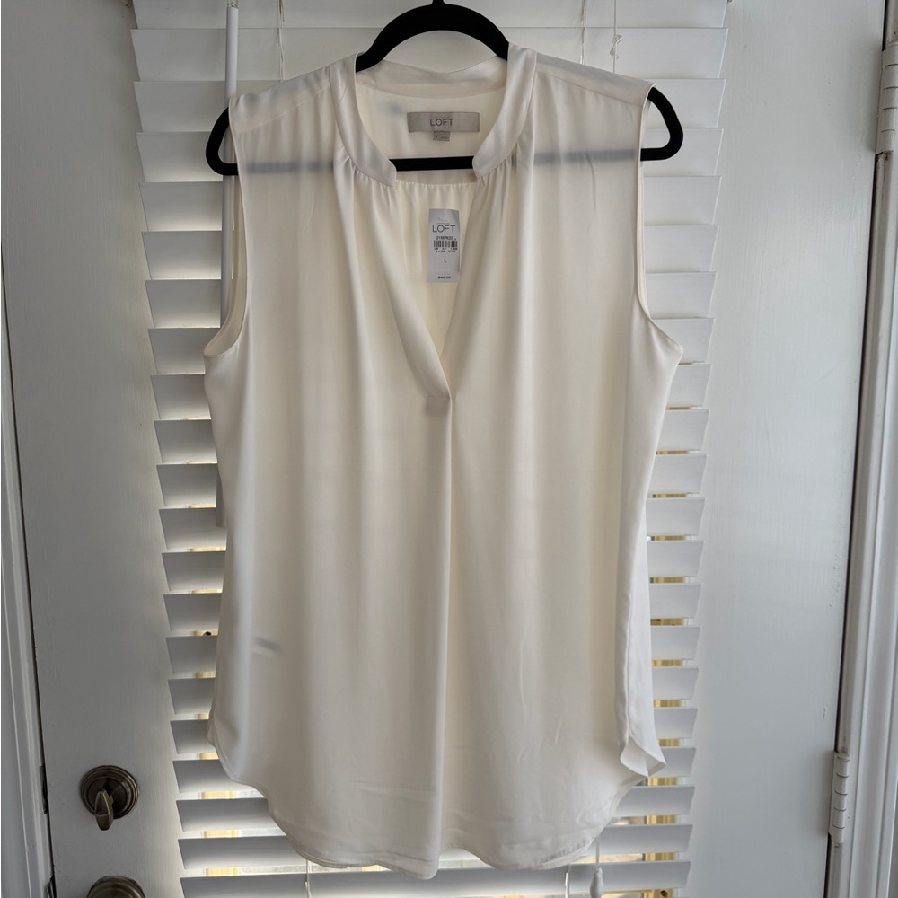 LOFT Women's Ivory Sleeveless Blouse
